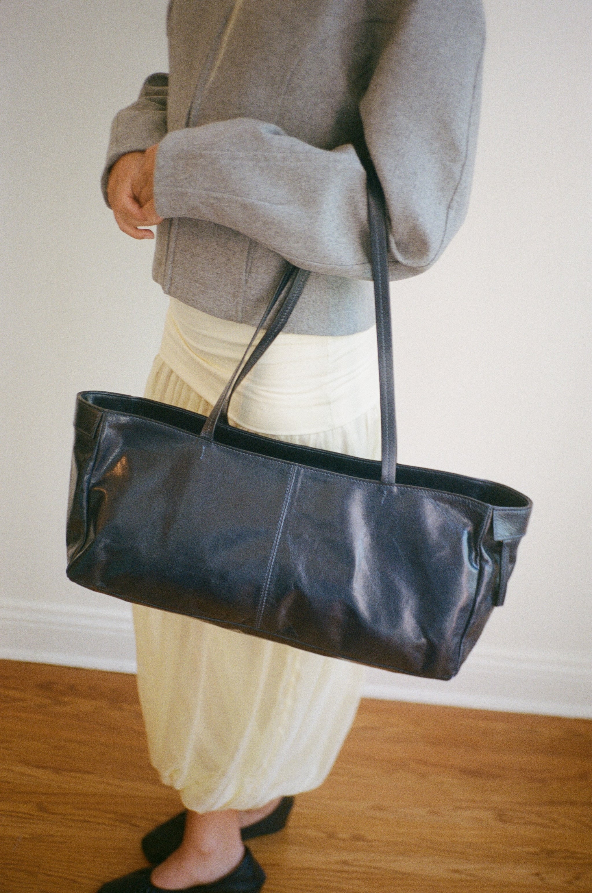 Anna Shoulder Bag - Navy