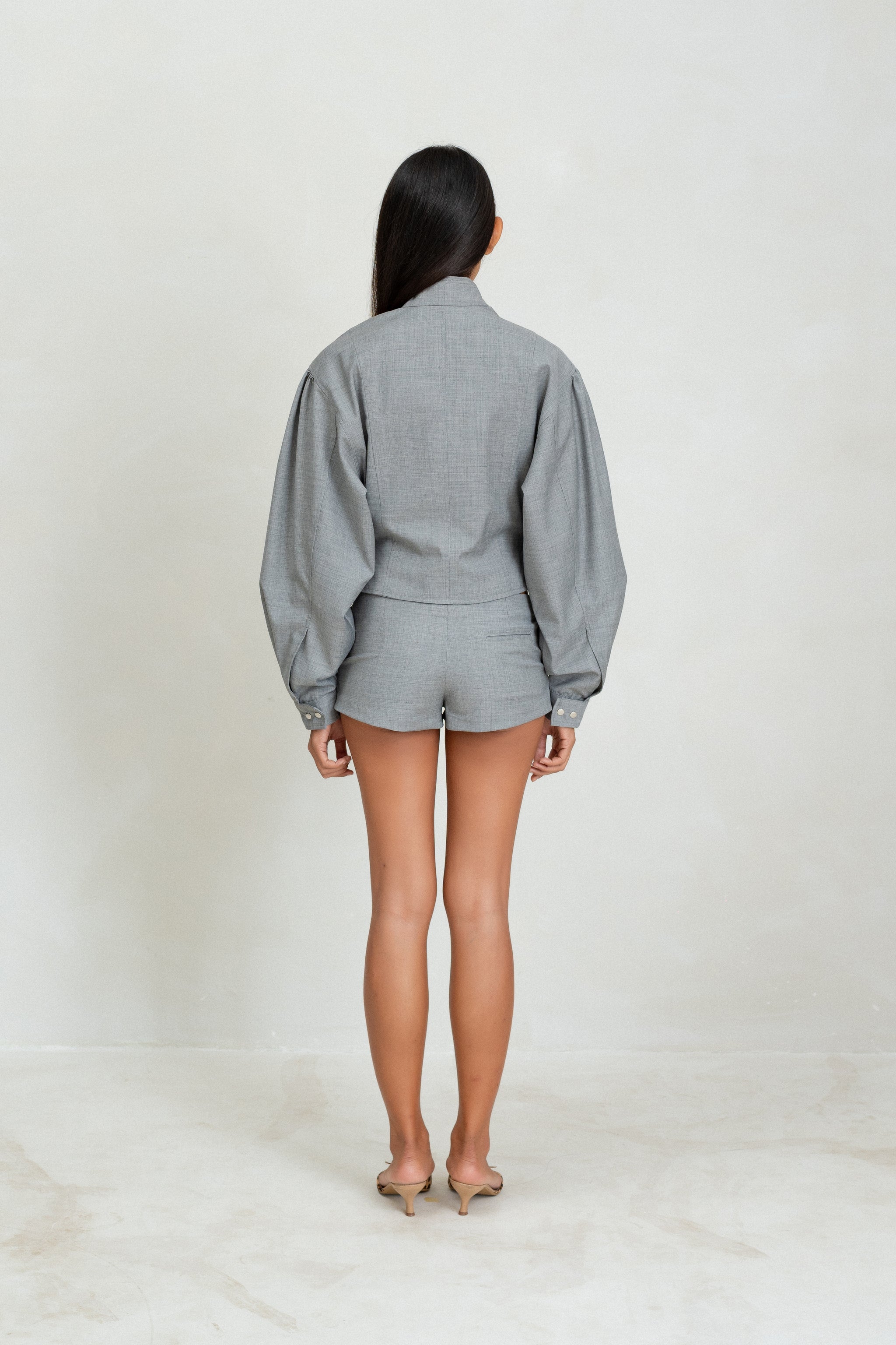 Noa Short - Grey
