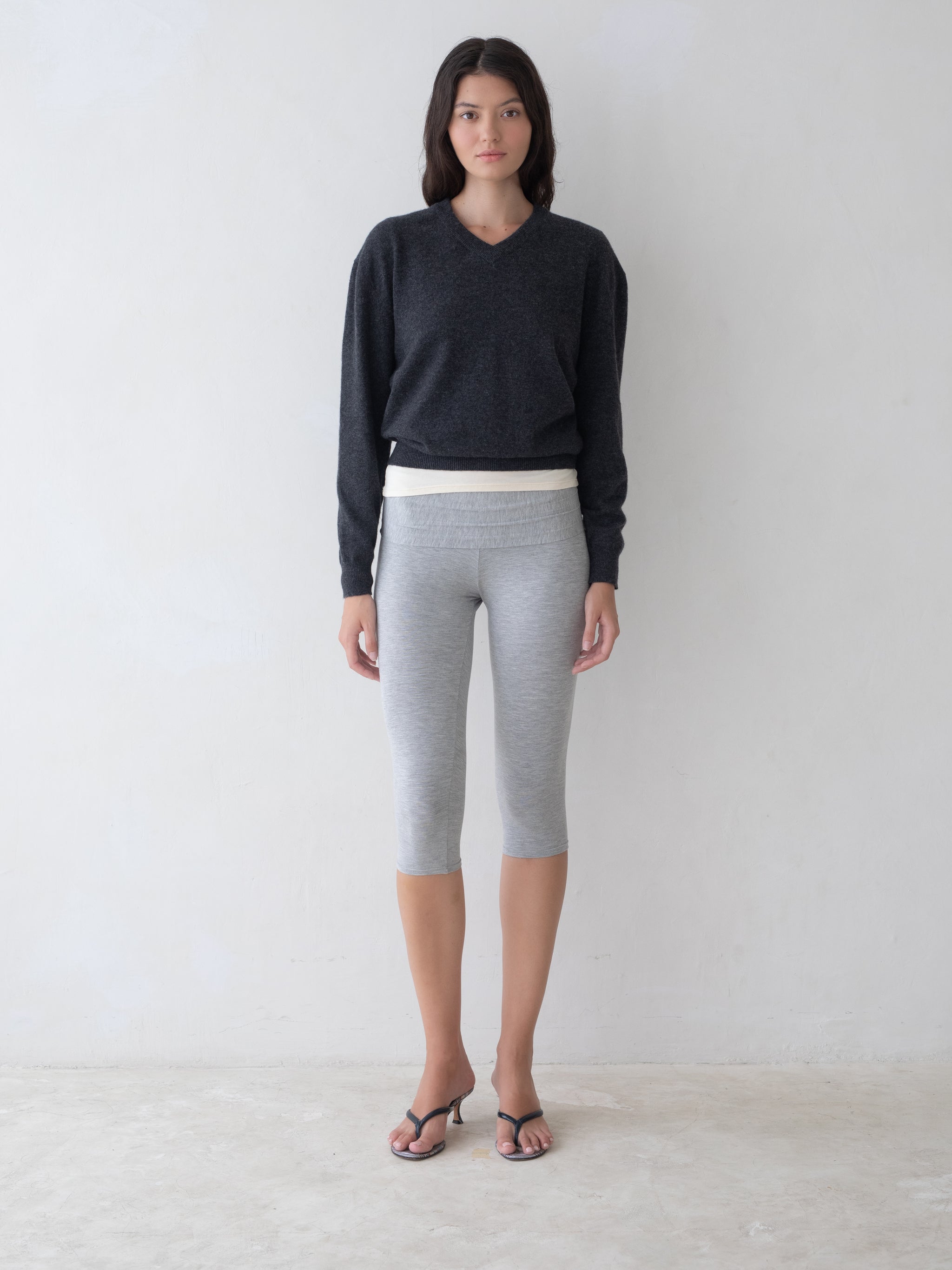 Valley Jumper - Charcoal